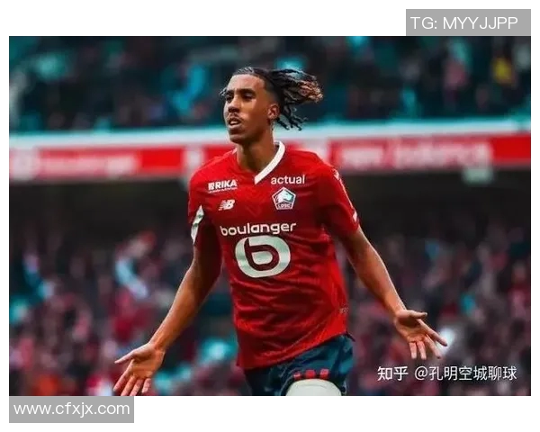 约罗曼联适应不同阵型，开创战术新纪元